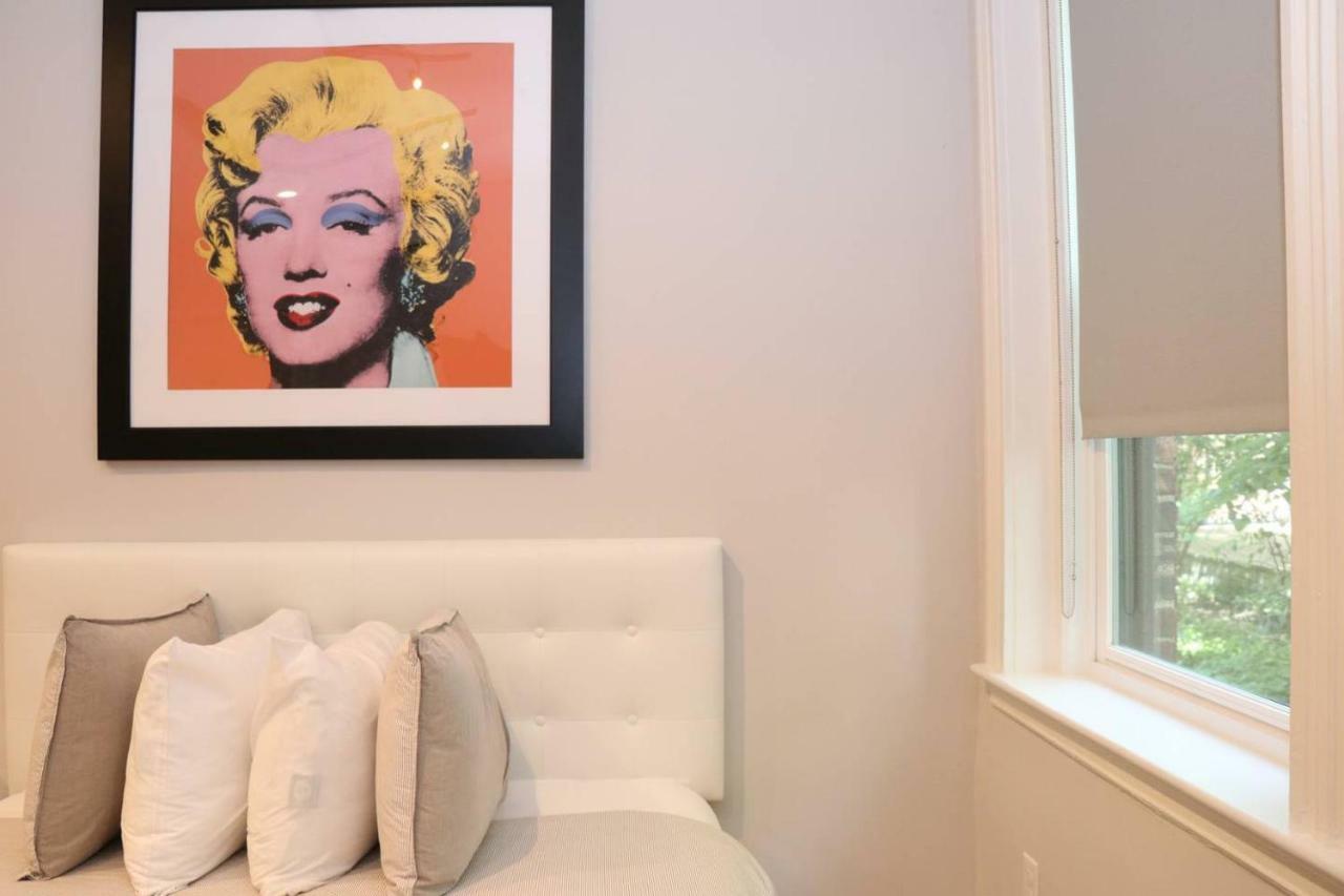 A Stylish Stay W/ A Queen Bed, Heated Floors.. #15 Brookline Exterior photo