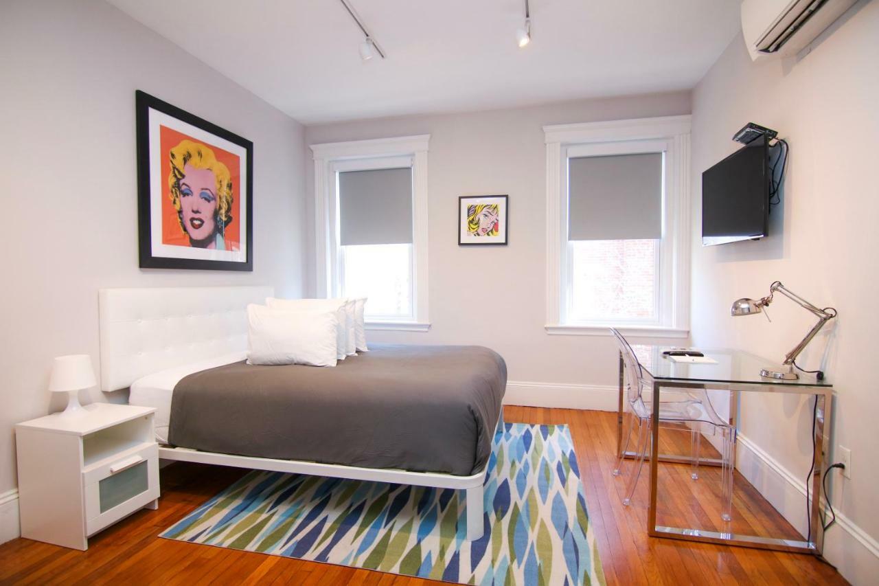 A Stylish Stay W/ A Queen Bed, Heated Floors.. #15 Brookline Exterior photo